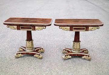 Paire de tables de jeu Regency sur bases quadruples, vers 1810